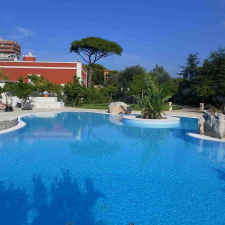Executive L'Orangerie Bb Hotell Bari Exteriör bild